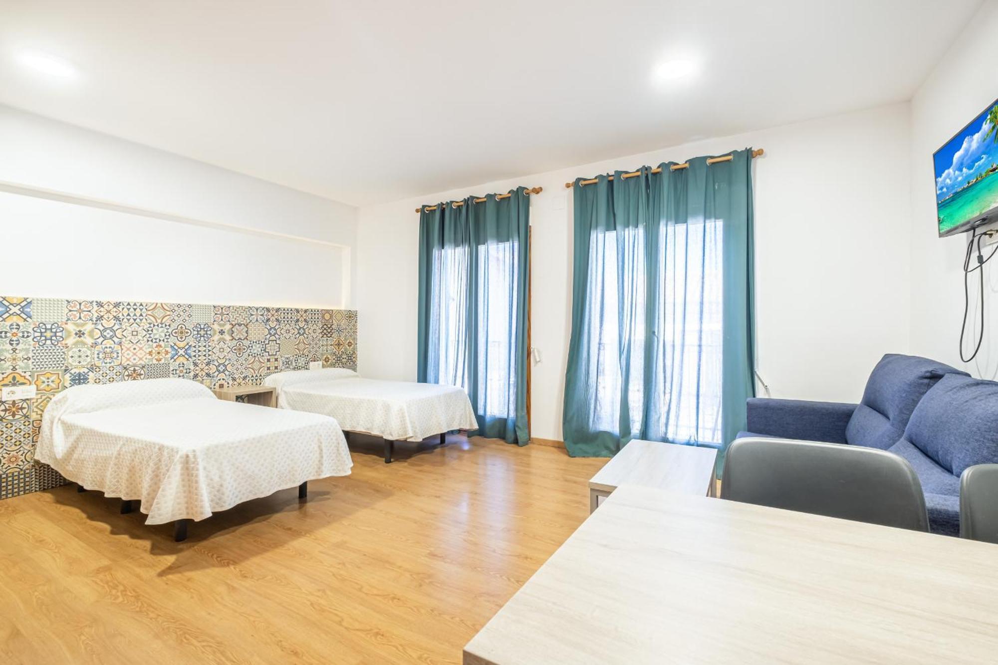 Apartamentos El Castell Benidorm Old-Town Ruang foto