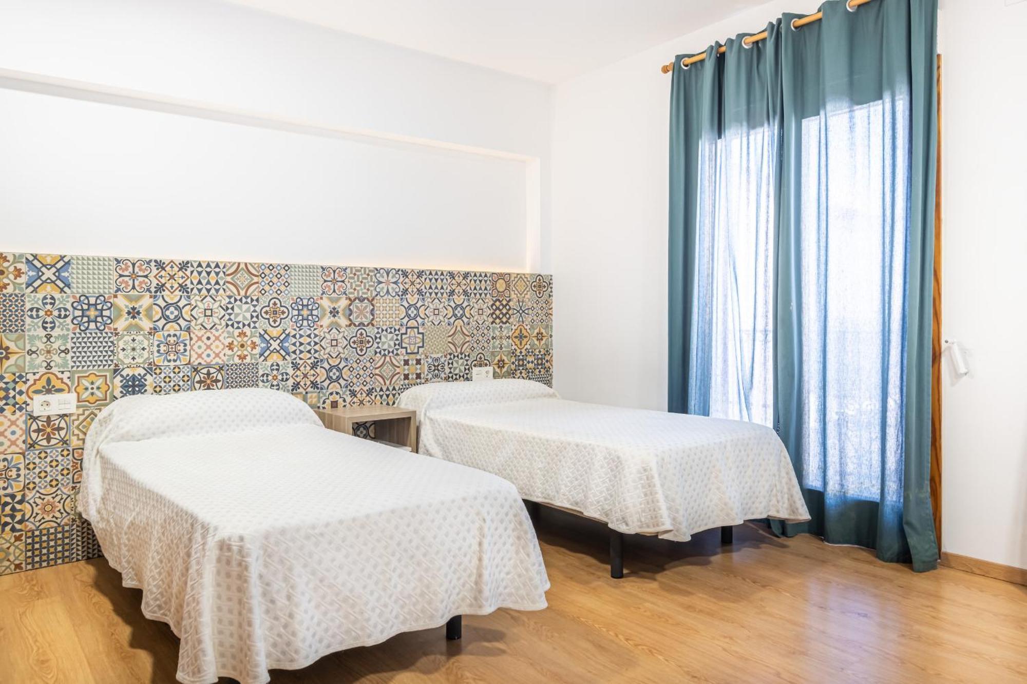 Apartamentos El Castell Benidorm Old-Town Bagian luar foto