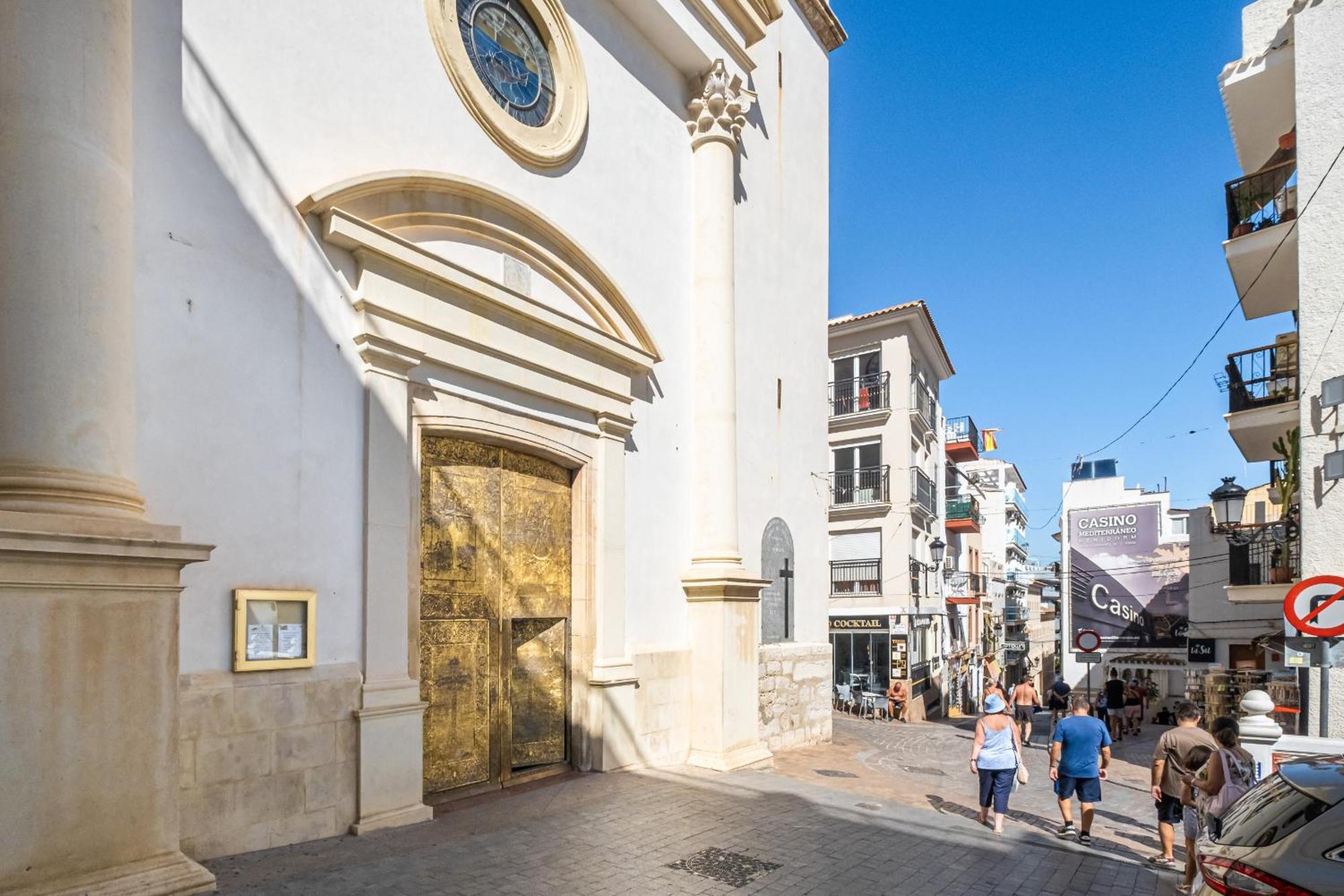 Apartamentos El Castell Benidorm Old-Town Bagian luar foto