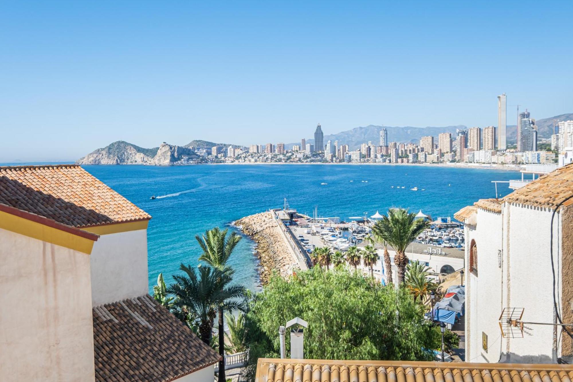 Apartamentos El Castell Benidorm Old-Town Bagian luar foto