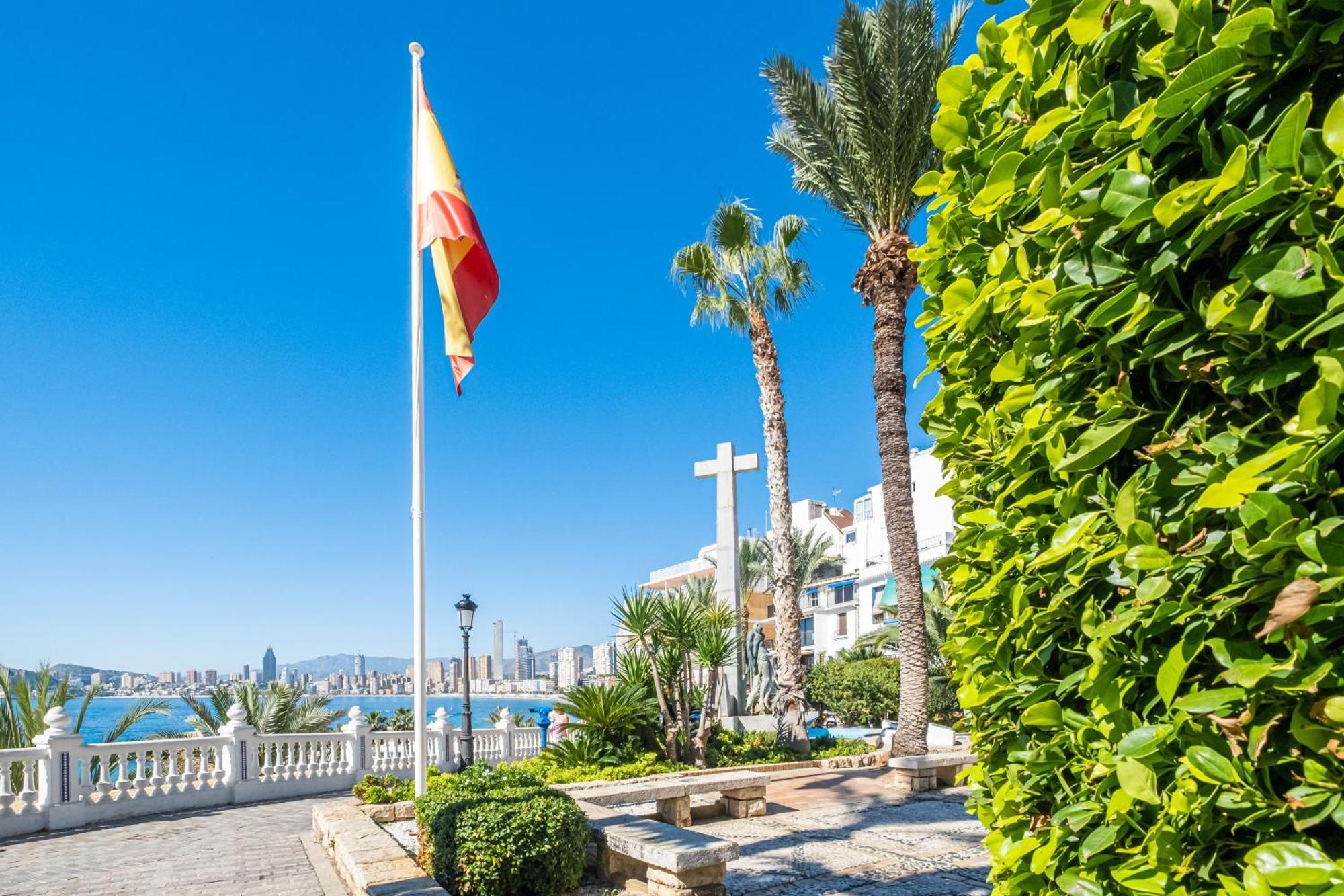 Apartamentos El Castell Benidorm Old-Town Bagian luar foto