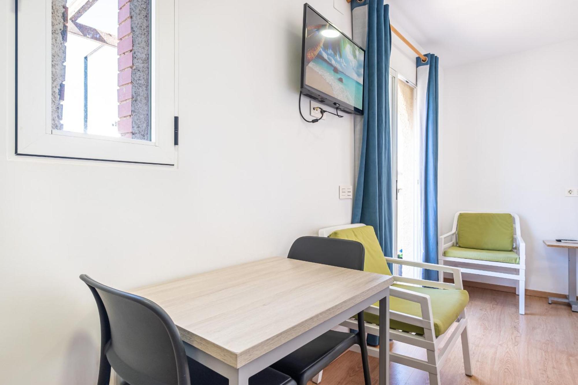 Apartamentos El Castell Benidorm Old-Town Ruang foto